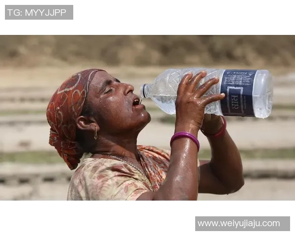 全球气候变化加剧极端天气频发 专家呼吁紧急应对气候行动